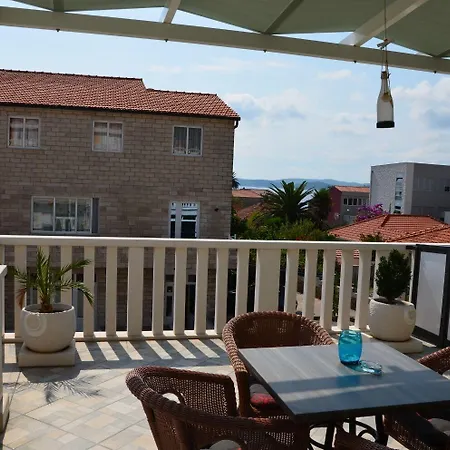 Dami - 100m From The Sea Appartamento