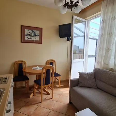 Dami Appartement Orebić